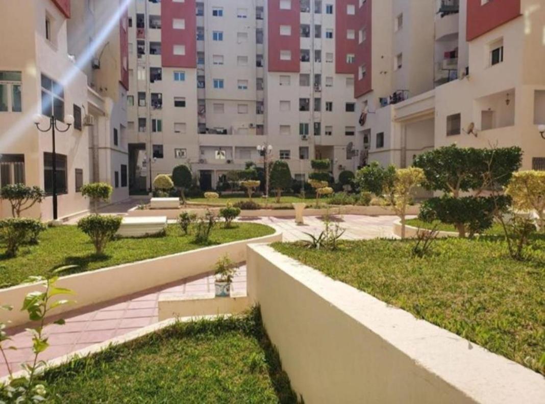 Appartement S1 Jardins L Aouina Tunis Exterior foto